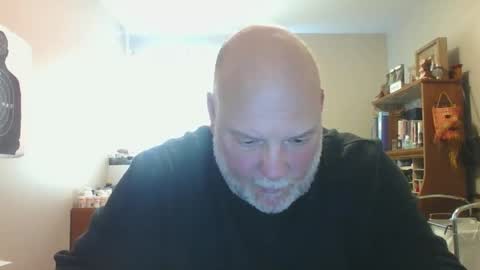 Snapshot of helloforfun111 chatting on December 3, 7:22 pm helloforfun111 online show from December 3, 7:22 pm