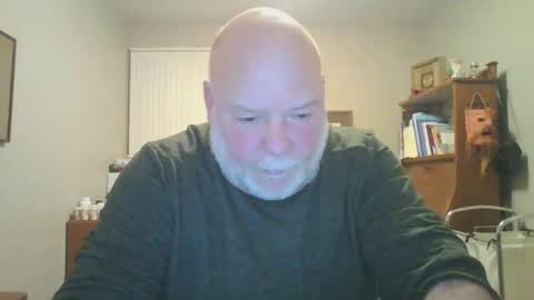 Snapshot of helloforfun111 chatting on February 23, 11:00 am helloforfun111 online show from February 23, 11:00 am