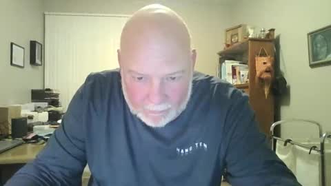 Snapshot of helloforfun111 chatting on October 28, 11:25 am helloforfun111 online show from October 28, 11:25 am