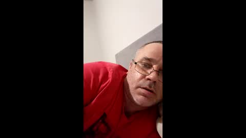 Snapshot of hellohony25811 chatting on April 3, 9:40 am hellohony25811 online show from April 3, 9:40 am