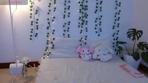 hellokitty_valery1 online show from February 22, 11:47 pm