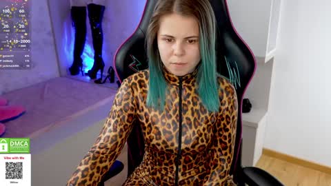 Alice online show from February 5, 8:25 pm