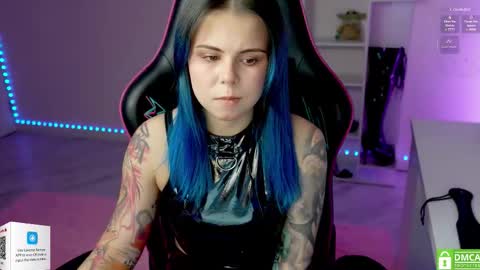 Alice online show from November 14, 1:43 pm