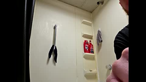 helpmestroke88 online show from December 19, 3:57 am