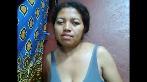 henitsaldy online show from September 24, 6:33 pm