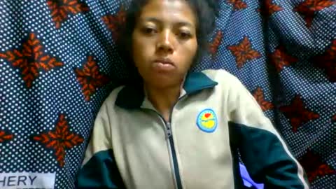 henitsaldy online show from July 12, 3:08 am