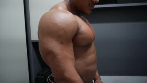 Henri online show from December 2, 12:05 am