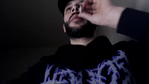 HenryAxe online show from February 14, 11:40 am