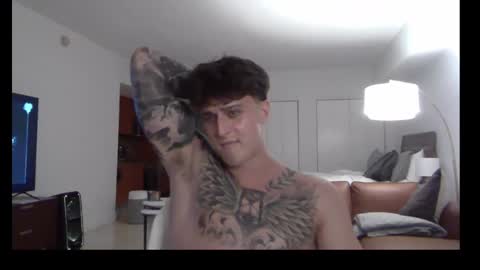 henrydesanti online show from September 12, 12:22 am