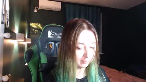 Hentaishiing online show from May 28, 6:27 pm
