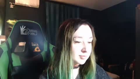 Hentaishiing online show from June 18, 6:45 pm