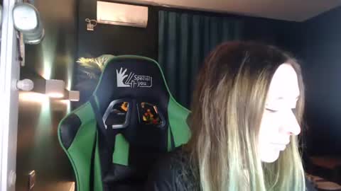 Hentaishiing online show from July 27, 6:26 pm