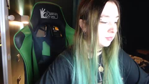 Hentaishiing online show from July 28, 9:14 pm