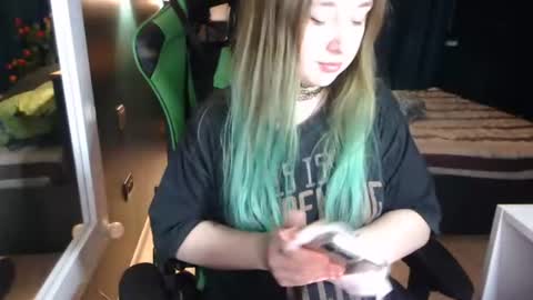 Hentaishiing online show from July 29, 6:06 pm