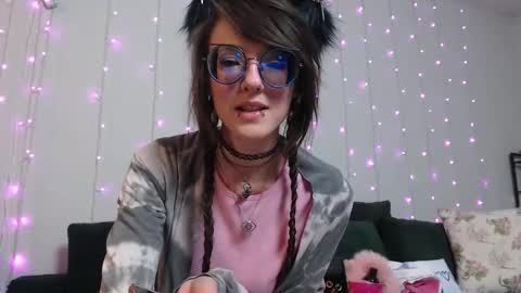 Shianne Siren online show from May 10, 3:44 am
