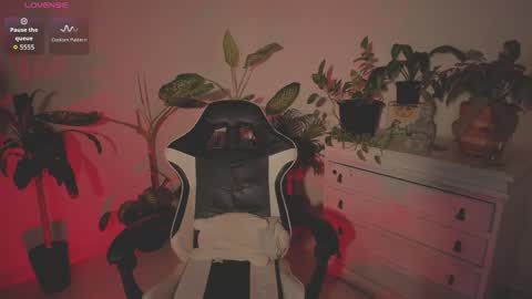 Hello I am Valentina independent Colombian model I love sensuality and pleasure welcome online show from September 21, 3:41 am