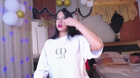 HERA online show from December 3, 7:01 pm