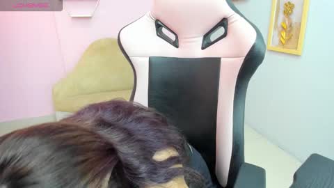 hera online show from November 24, 11:10 am