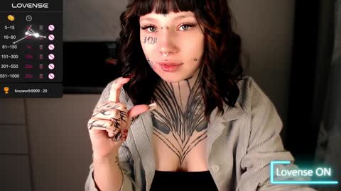 dirty Diana online show from January 21, 6:45 pm