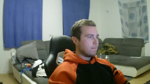 Snapshot of herbstenden chatting on January 7, 10:30 pm John Pearl online show from January 7, 10:30 pm