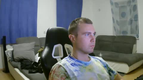 Snapshot of herbstenden chatting on February 2, 6:42 pm John Pearl online show from February 2, 6:42 pm