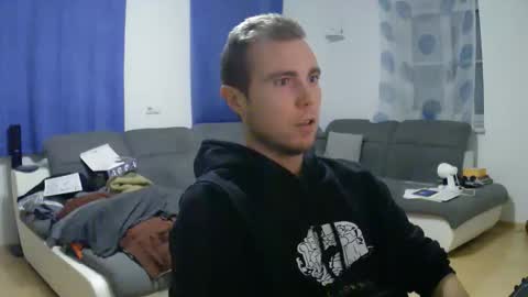 Snapshot of herbstenden chatting on October 27, 8:57 pm John Pearl online show from October 27, 8:57 pm