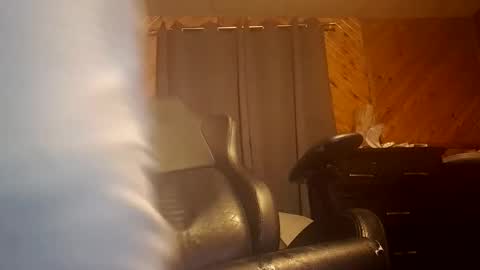 Snapshot of hereforbootyyy chatting on December 3, 7:16 am Hereforbootyyyy online show from December 3, 7:16 am