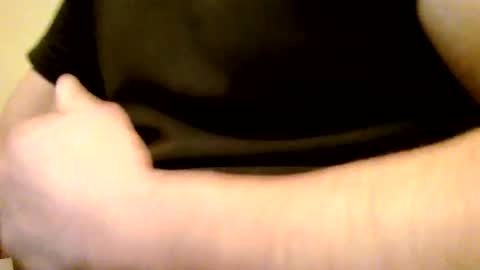 Snapshot of heretost chatting on January 23, 12:25 am mr D online show from January 23, 12:25 am