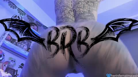 Snapshot of herinfernalmajesty chatting on January 24, 6:14 am Marie online show from January 24, 6:14 am