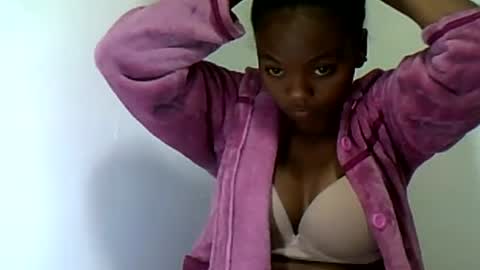herisse01 online show from July 10, 12:19 pm