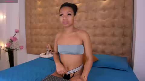 hermione_brown online show from February 26, 8:08 pm