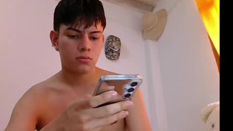 valentin 123 online show from May 18, 3:51 pm