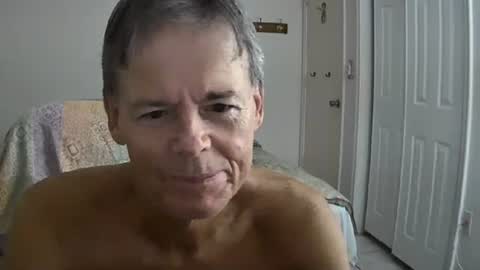 Snapshot of hewes1 chatting on September 29, 9:36 am hewes1 online show from September 29, 9:36 am