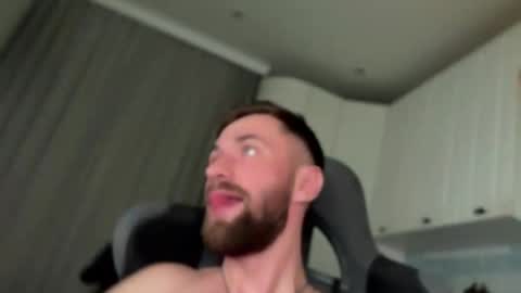 Arnold online show from February 27, 6:41 pm