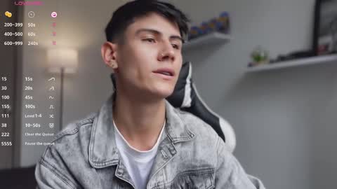 hey_cesard online show from September 18, 7:05 pm