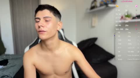 hey_cesard online show from October 4, 3:54 pm