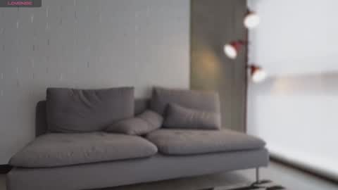 Snapshot of hey_cesard chatting on February 5, 5:39 pm hey_cesard online show from February 5, 5:39 pm