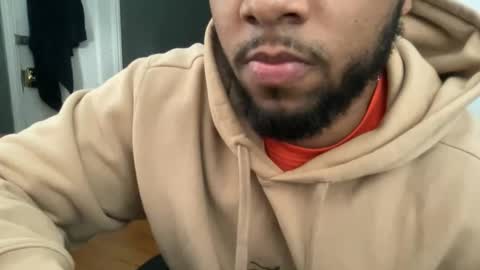 Snapshot of heyitsmao chatting on November 27, 5:59 pm heyitsmao online show from November 27, 5:59 pm