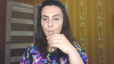 Snapshot of heyy_baddie chatting on June 9, 8:04 am Heyy baddie online show from June 9, 8:04 am