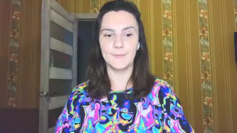 Snapshot of heyy_baddie chatting on June 11, 7:39 am Heyy baddie online show from June 11, 7:39 am