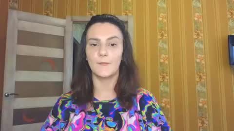 Snapshot of heyy_baddie chatting on June 18, 12:42 pm Heyy baddie online show from June 18, 12:42 pm