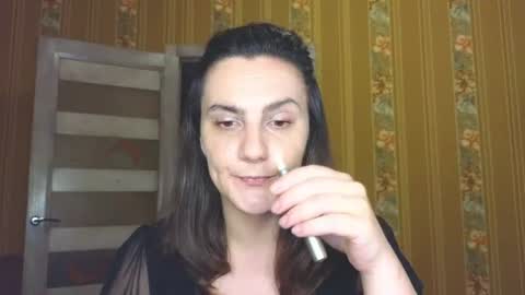 Snapshot of heyy_baddie chatting on June 25, 5:12 am Heyy baddie online show from June 25, 5:12 am