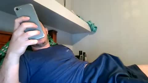 jafet online show from April 11, 4:00 pm