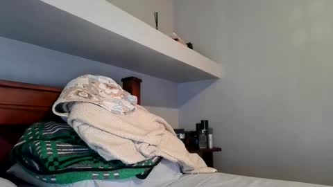 jafet online show from April 19, 6:10 pm