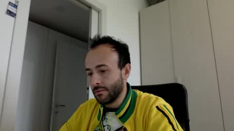 hhombre online show from May 11, 7:58 am
