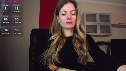 Lina online show from November 9, 10:02 am