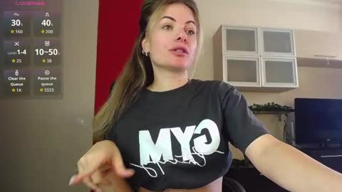 Lina online show from May 14, 9:38 am