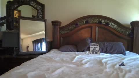 hidden_gold_milf online show from April 21, 5:39 pm