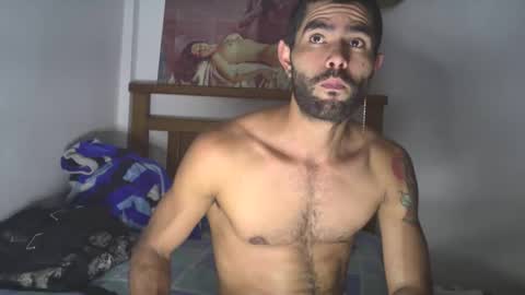 Snapshot of hideonbush051 chatting on October 20, 2:56 am hideonbush online show from October 20, 2:56 am