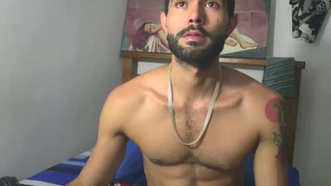 hideonbush online show from February 12, 3:40 pm